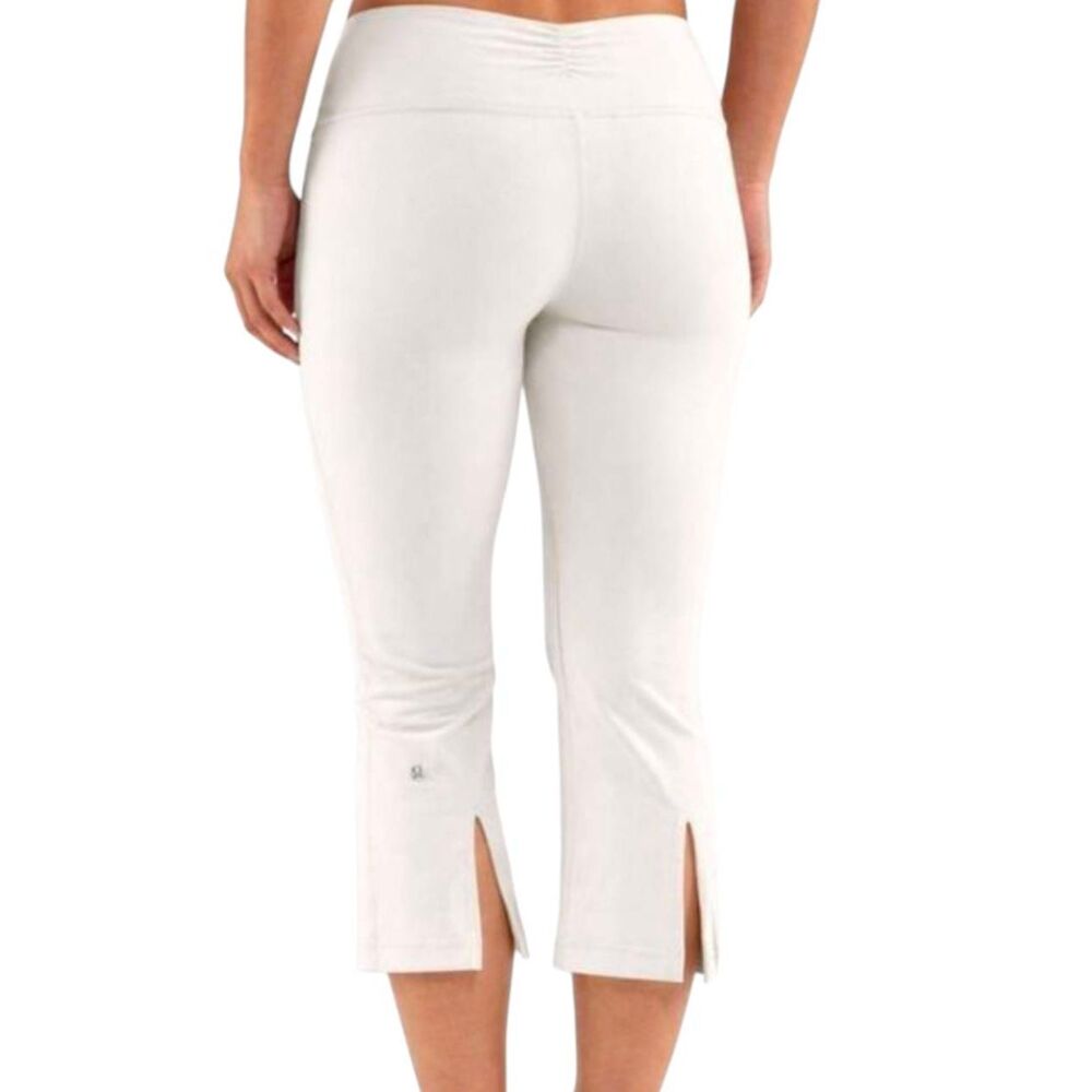 LULULEMON ATHLETICA Gather & Crow Crop Size 6
